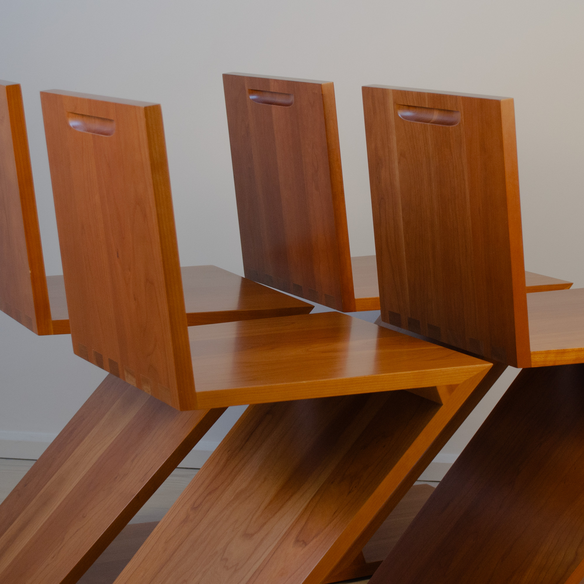 Zig Zag Chair - Image 3