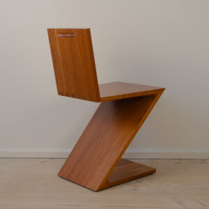 Zig Zag Chair